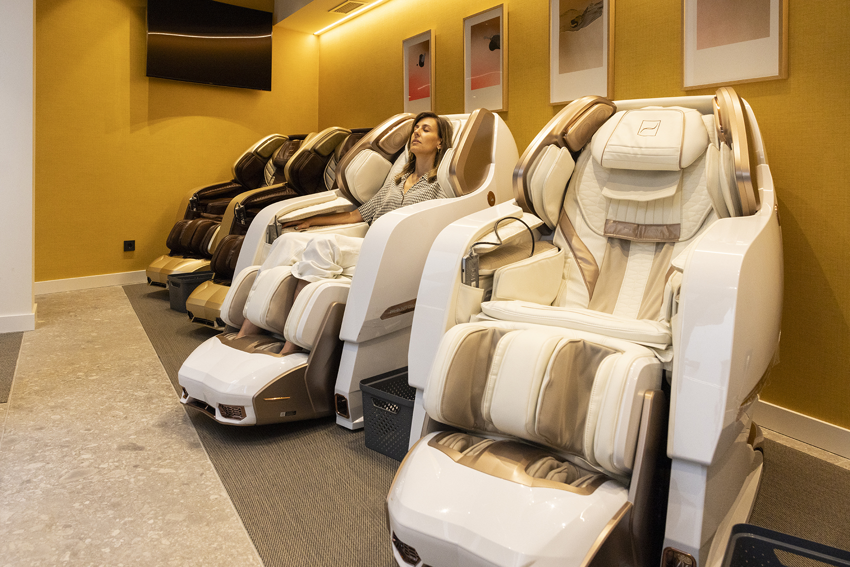 Massage and relaxation chairs